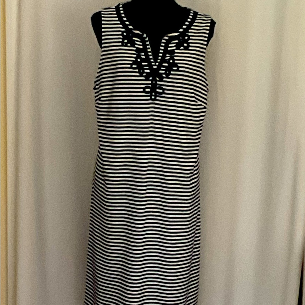 EUC NAUTICAL DRESS